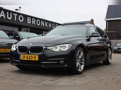 BMW 3-serie Touring - 320D SPORT | AUT | PANO | NAVI | LEDER | 1e EIG
