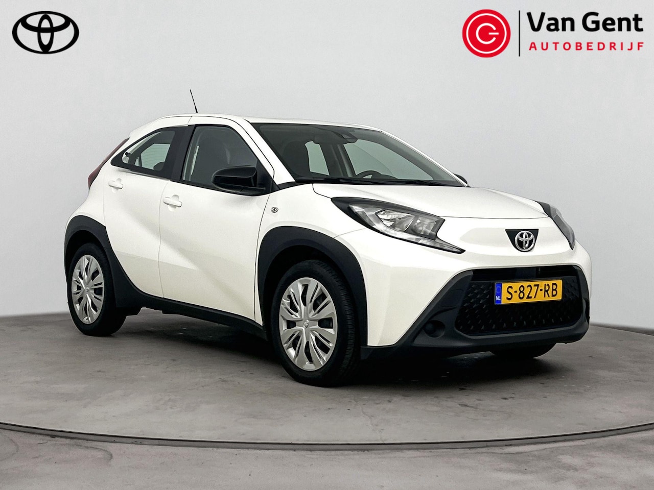Toyota Aygo X - 1.0 VVT-i MT play 1.0 VVT-i MT Play - AutoWereld.nl