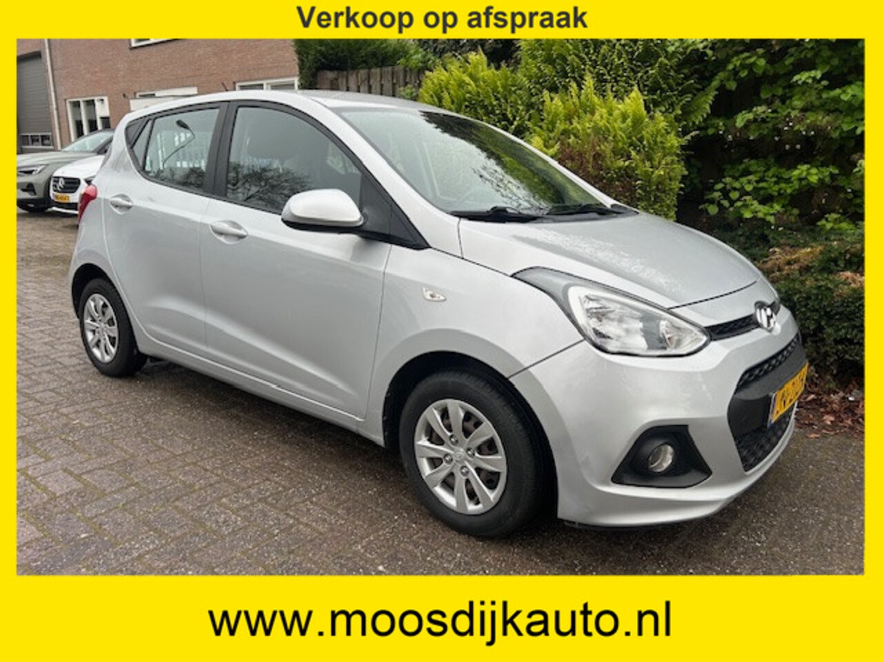 Hyundai i10 - 1.0i i-Motion Comfort Airco/ Orig NL auto/ 5 drs/ met NAP/ Nw-APK/ Wij zijn enkel geopend - AutoWereld.nl