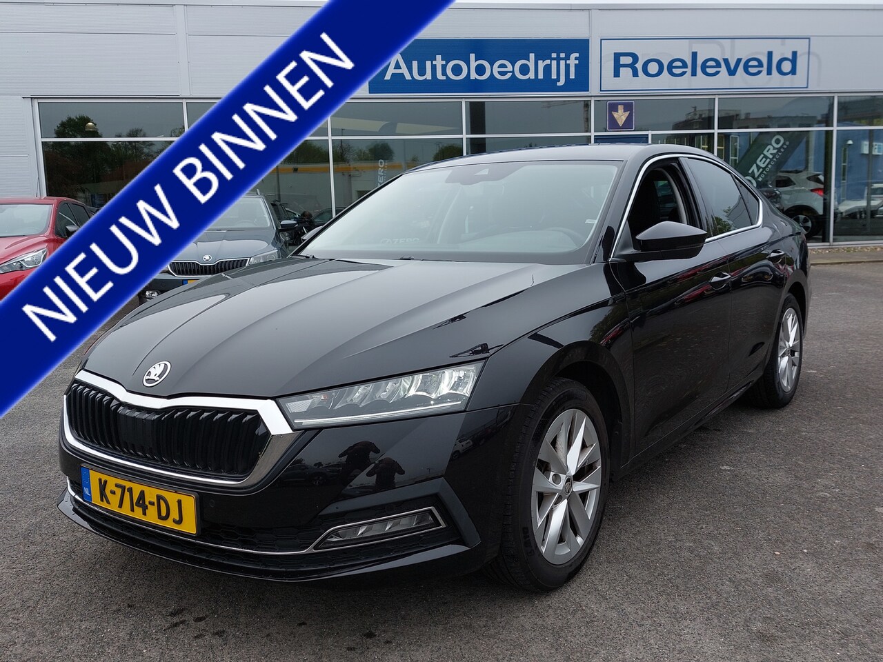 Skoda Octavia - 1.0 TSI 110pk Business Edition | 1ste Eigenaar | Navi | Apple Carplay+Android Auto | Clima - AutoWereld.nl