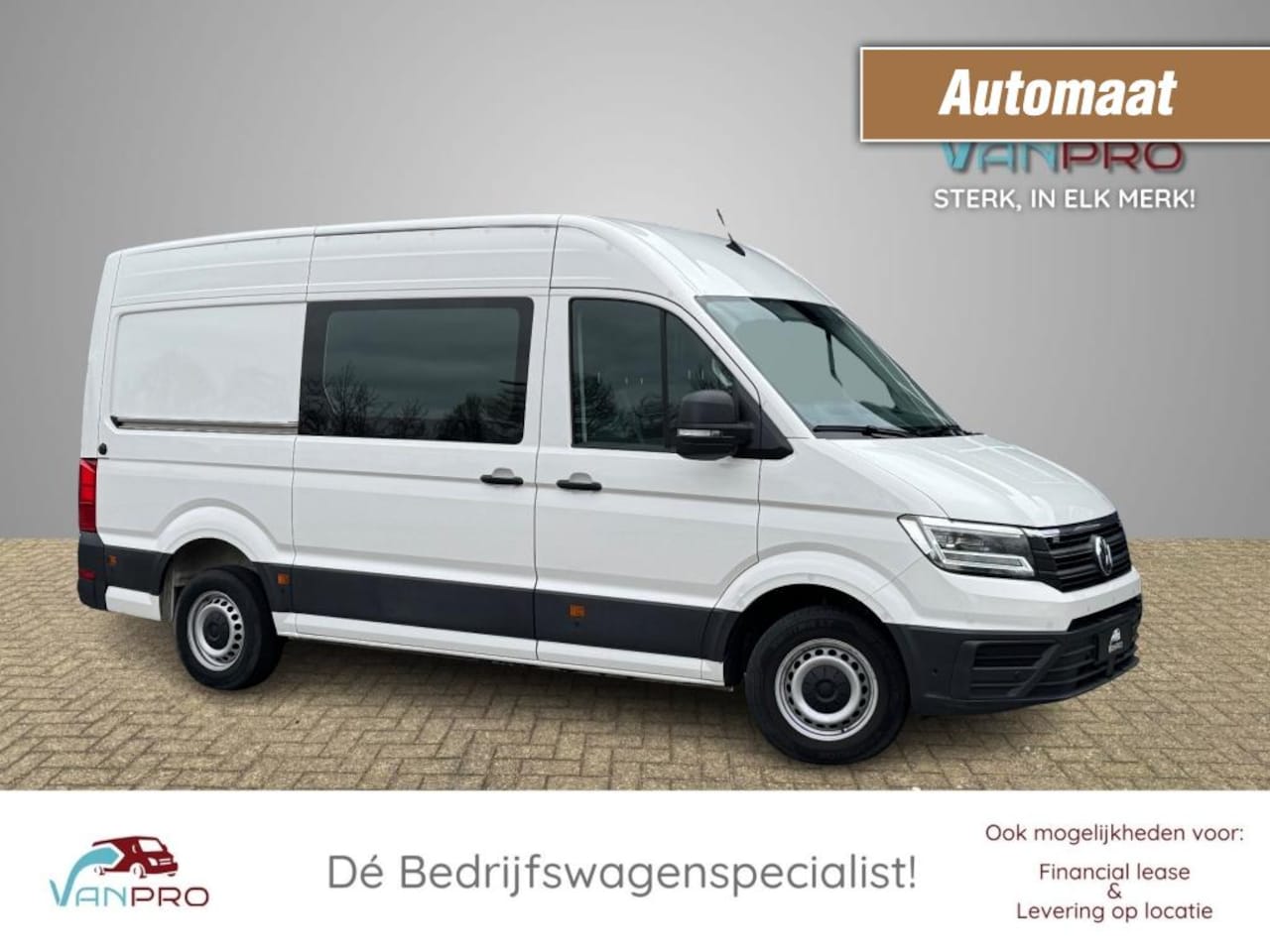 Volkswagen Crafter - 35 L3H3 2.0 TDI 177pk Automaat / Trekhaak 3000kg / LED / navi - AutoWereld.nl