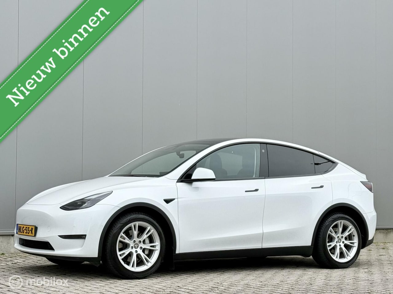 Tesla Model Y - Long Range AWD 75 kWh - 2022 - Incl. BTW - AutoWereld.nl