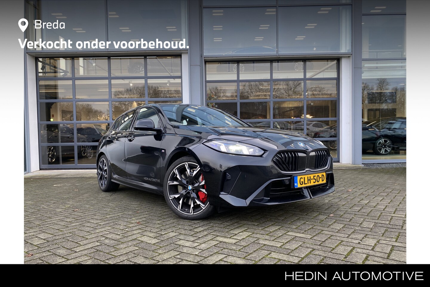BMW 1-serie - 120 | M-Sportpakket Pro |  Panoramadak |  M-Sportremmen Rood | Driving Assistant Professio - AutoWereld.nl