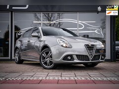 Alfa Romeo Giulietta - 1.4 T Sprint|Automaat|Navi|Alcantara|Cruisecontrol|PDC|17'' Lichtmetaal