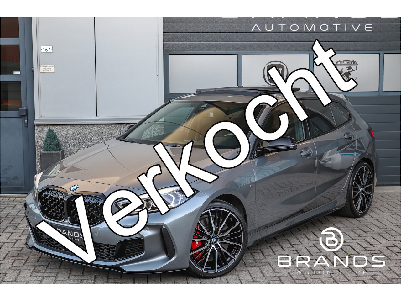 BMW 1-serie - M135i xDrive 1e eig HUD Pano Camera 306PK Garantie - AutoWereld.nl