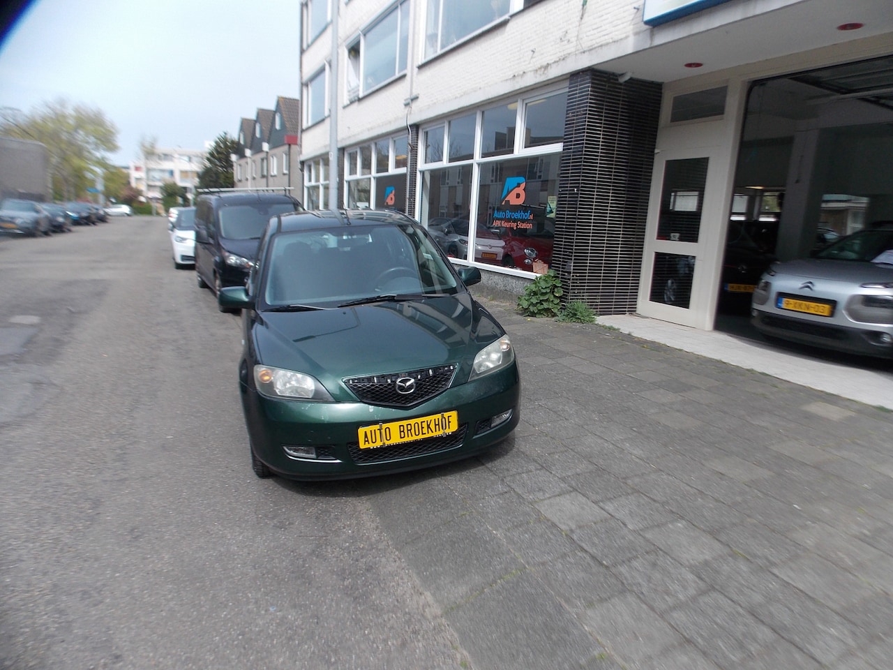 Mazda 2 - 1.4 Touring AIRCO  125 DKM  NIEUWE BANDEN - AutoWereld.nl