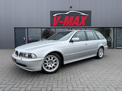 BMW 5-serie Touring - 520i 2.2 Lifestyle Edit Dak Xenon Stoelvw ½Leder