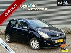Hyundai i20 - 1.2i i-Drive Bj'11 AIRCO ELEKPAKKET