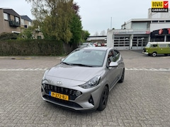 Hyundai i10 - 1.0 Premium Navi/Camera/winterset