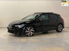 Volkswagen Golf - 1.5 eTSI R-Line | NAP | 3x R-LINE | PANO | IQ LIGHTS