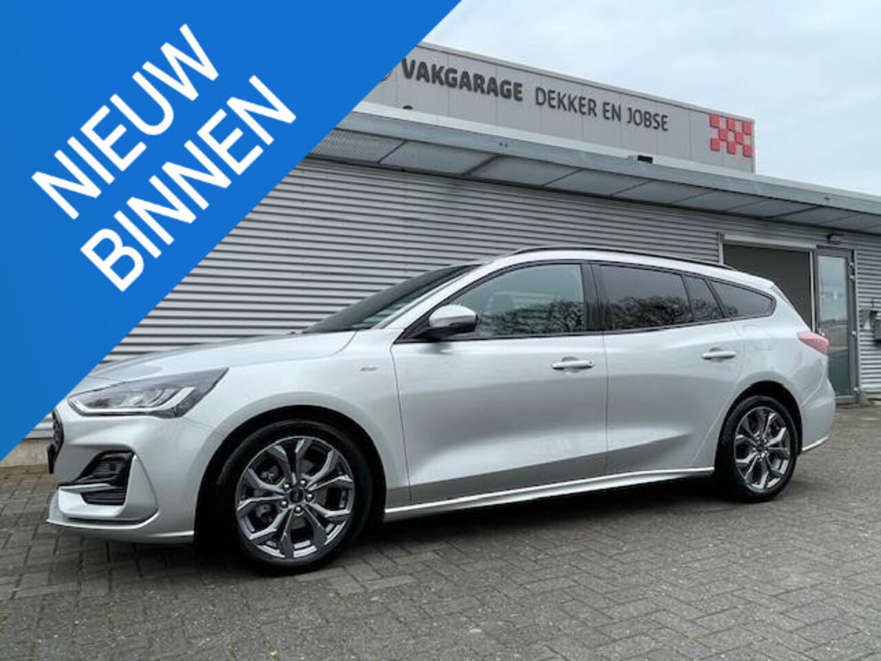 Ford Focus Wagon - EcoBoost Hybrid ST Line | Navigatie | Clima | LED - AutoWereld.nl