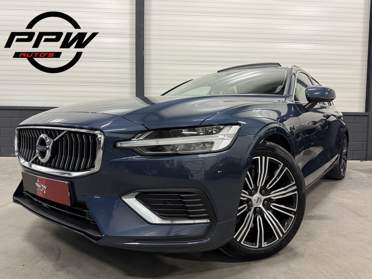 Volvo V60 - T6 Recharge AWD Inscription 64DKM!/PANO/TREKHAAK/MEMORY/LEER-SPORT/ACC/PILOT-ASSIST/CAMERA - AutoWereld.nl