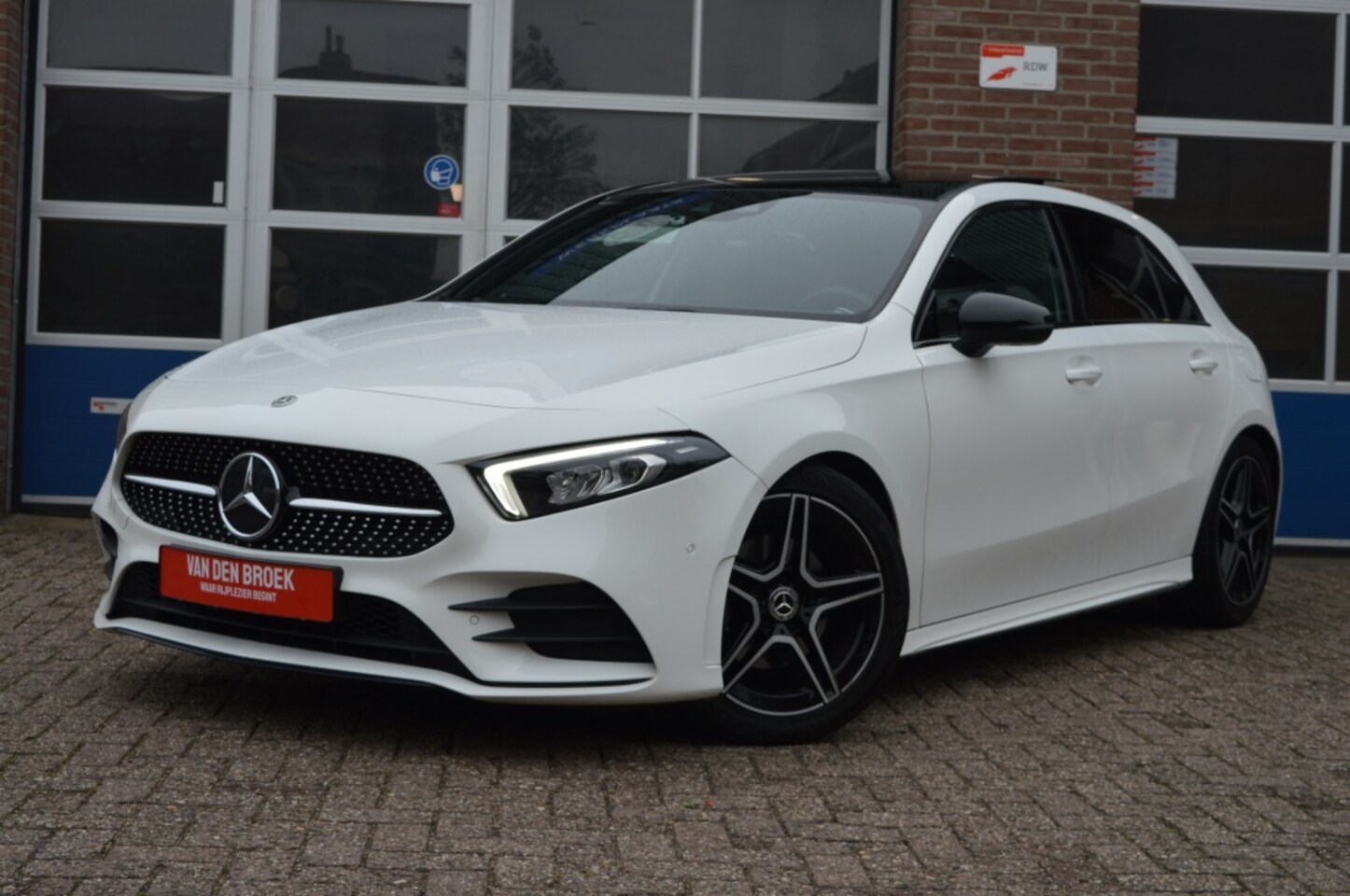 Mercedes-Benz A-klasse - 180 AMG | PANO - CAMERA - INCL BTW - AutoWereld.nl