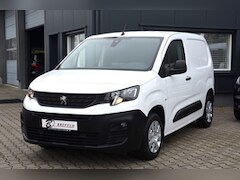 Peugeot Partner - 1.2 Benzine Airco Schuifdeur