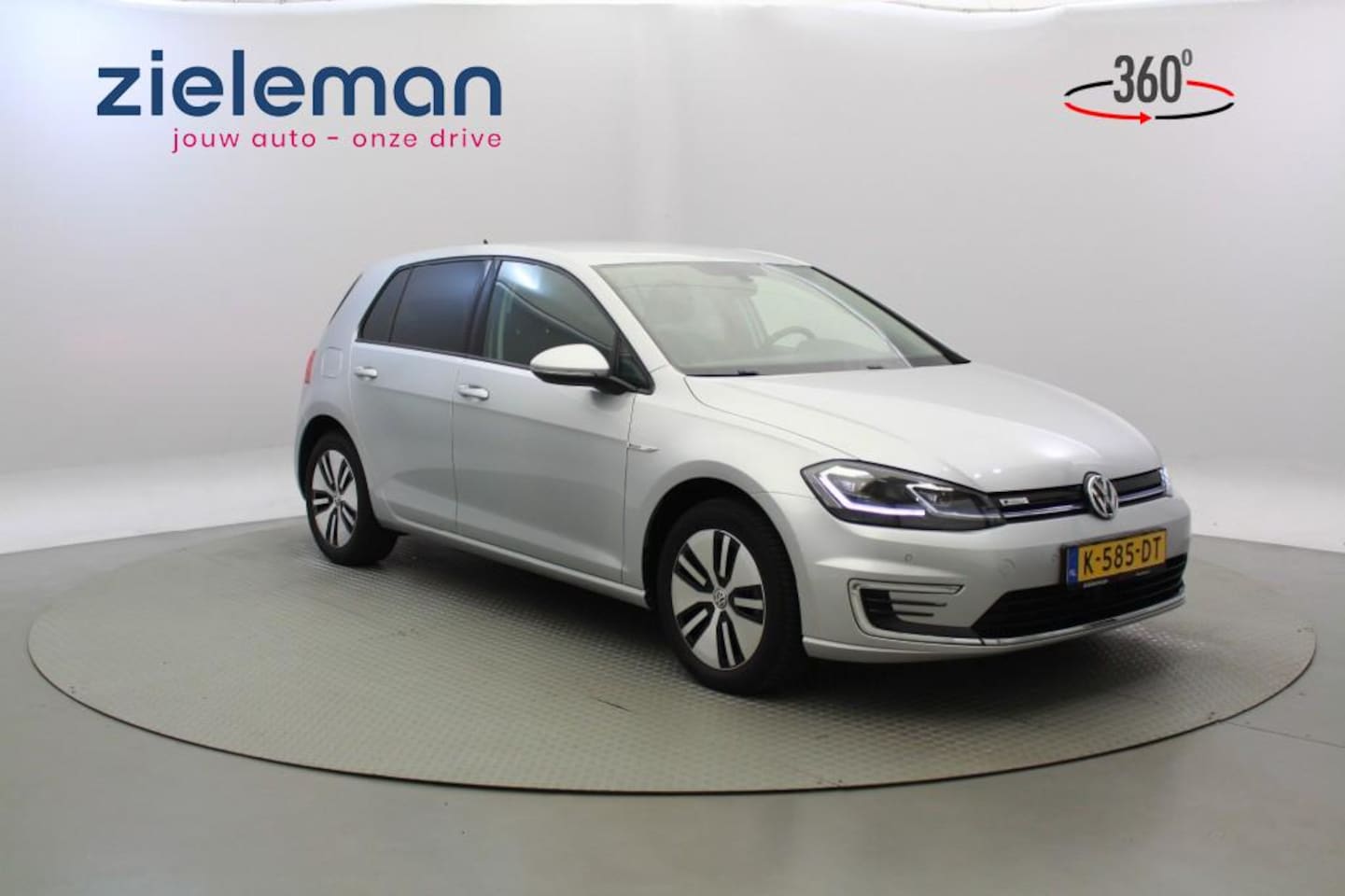 Volkswagen Golf - e-Golf - Navi, Clima, SOH 95% - AutoWereld.nl