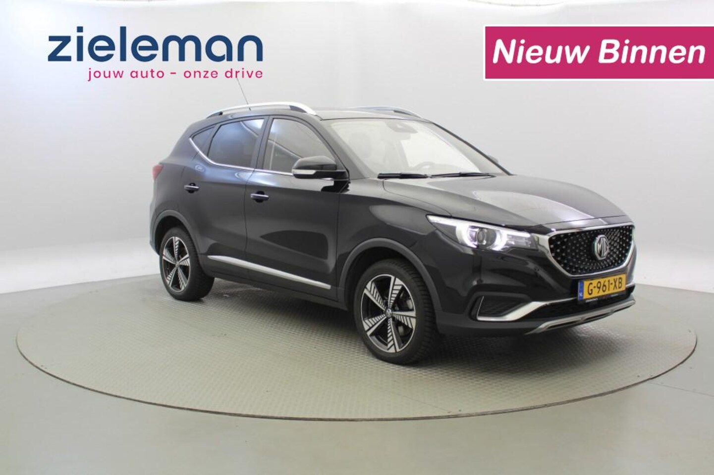 MG ZS - Luxury 45 kWh - Panorama, Leer, Carplay, Stoelverw. SOH 96% - AutoWereld.nl