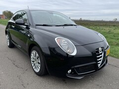 Alfa Romeo MiTo - 0.9 TwinAir Distinctive ECC/NAVI/PDC / 86.000KM