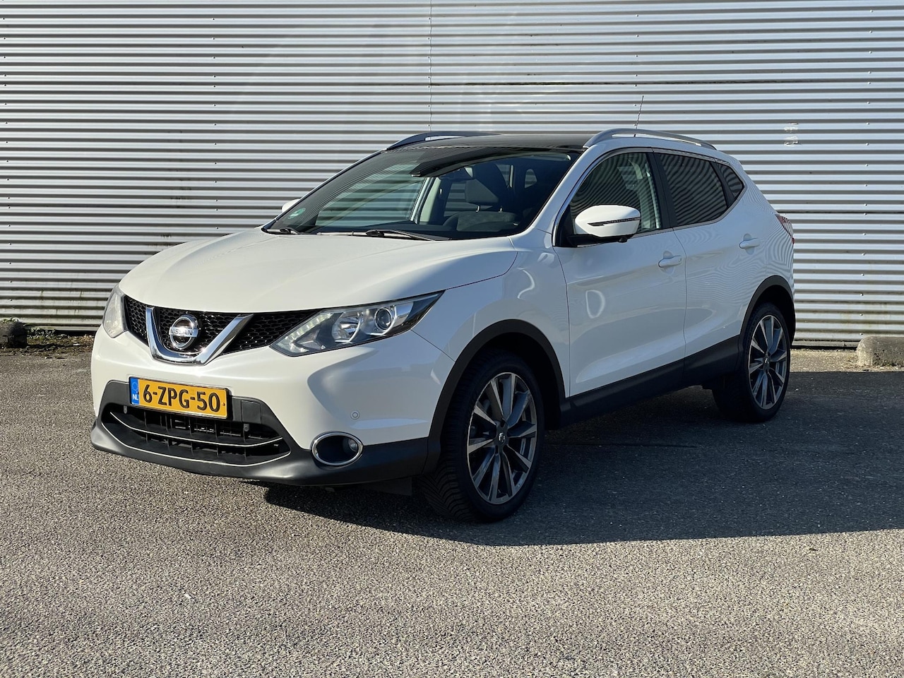 Nissan Qashqai - 1.6 Connect Edition 1.6 Connect Edition - AutoWereld.nl