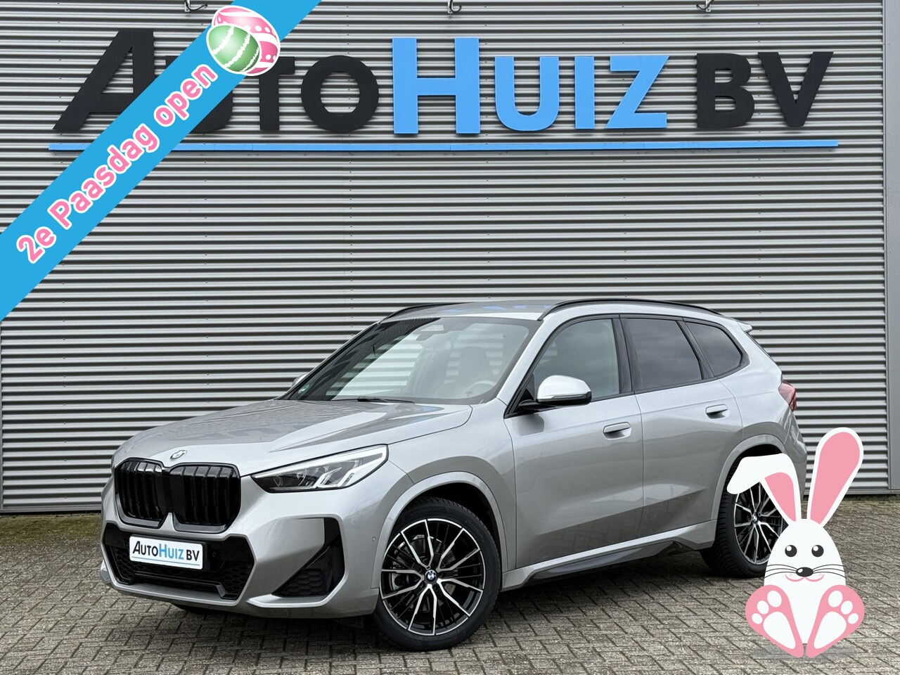 BMW X1 - sDrive20i M Sport Trekhaak LED Carplay Achteruitrijcamera PDC Trekhaak 1800 KG Trekgewicht - AutoWereld.nl