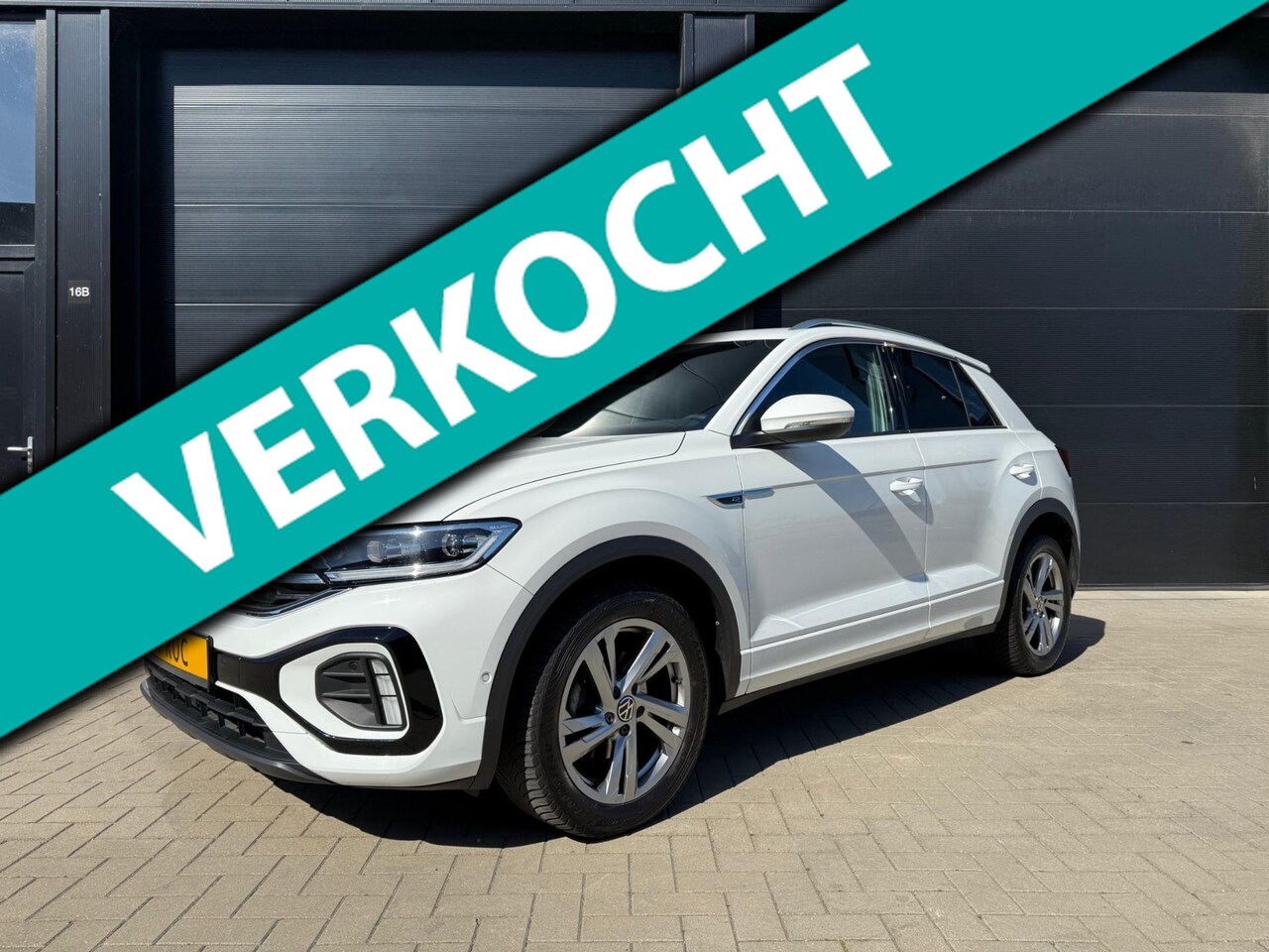 Volkswagen T-Roc - 1.0 TSI R-Line Business 1.0 TSI R-Line Business - AutoWereld.nl