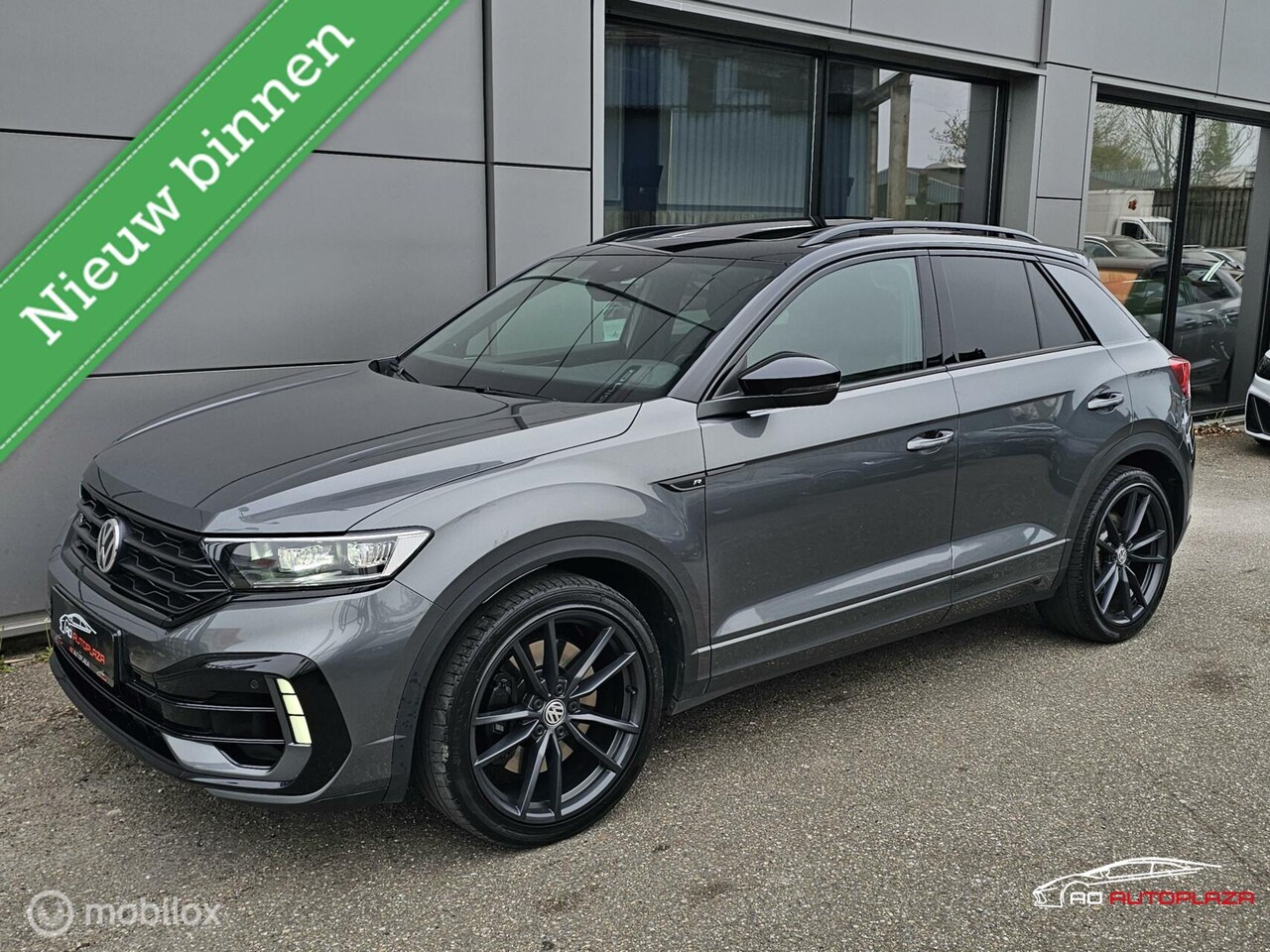 Volkswagen T-Roc - 2.0 TSI 4Motion R Panorama/Akrapovic/Beats - AutoWereld.nl