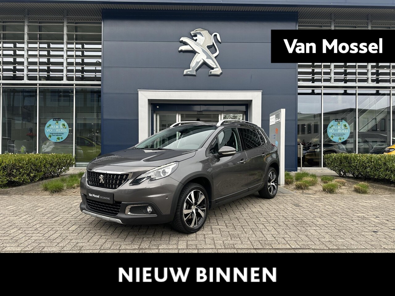 Peugeot 2008 - PureTech 110 Allure l Automaat l Panorama dak - AutoWereld.nl