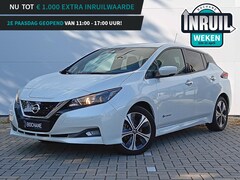 Nissan LEAF - 40 kWh N-Connecta Navigatie / Climate Control / Stuurwielverwarming / Achterbankverwarming