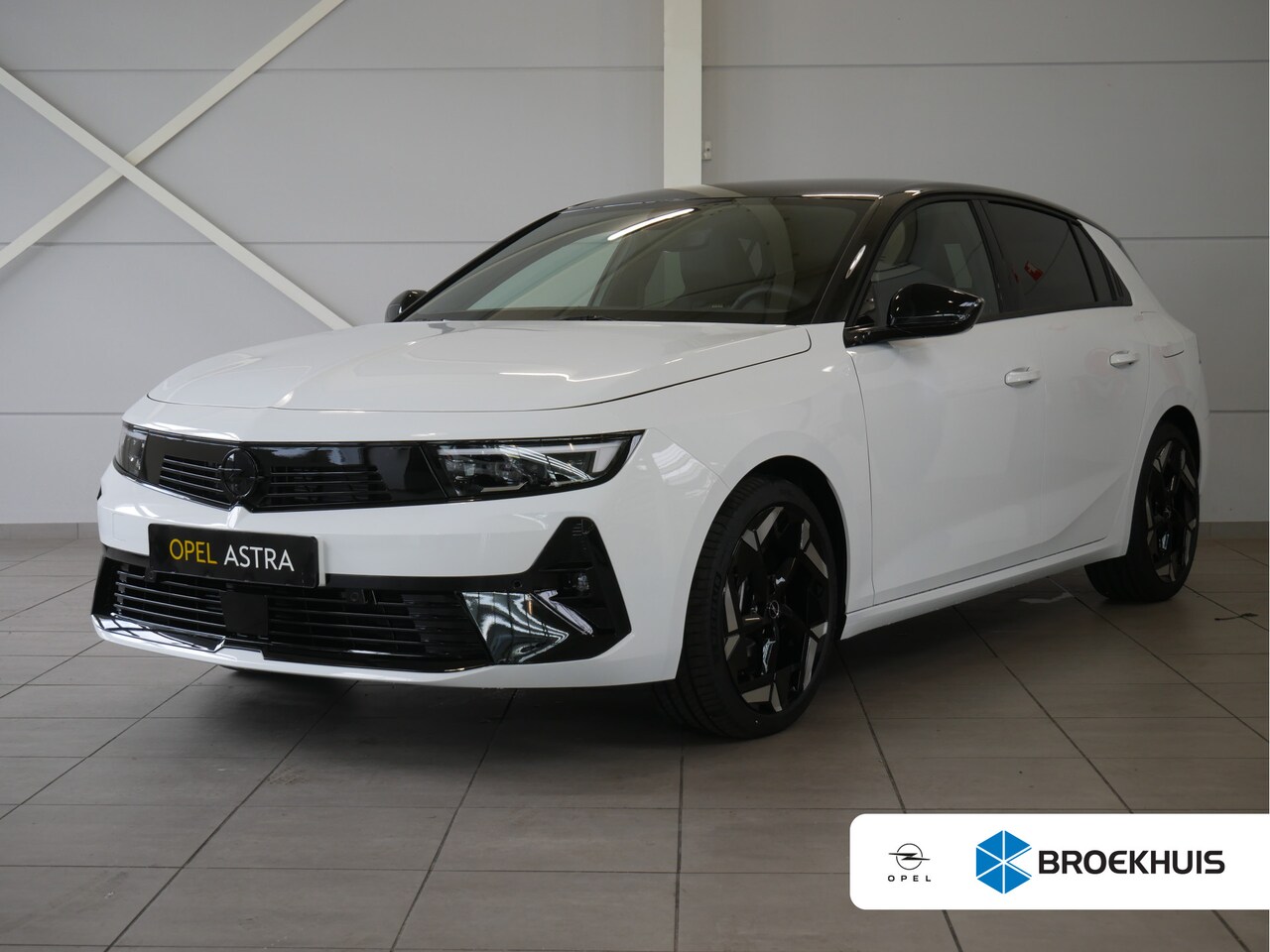 Opel Astra - 1.6 Turbo Plug In Hybrid GSe | Apple Carplay / Android auto |  Parkeersensoren voor + acht - AutoWereld.nl