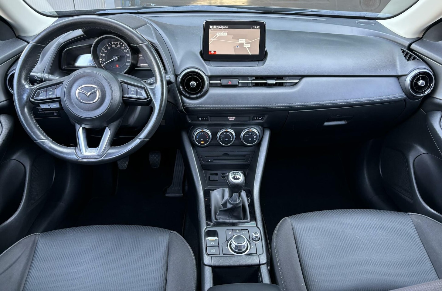 Mazda CX-3 - 2.0 SkyActiv-G 120 Sport Selected Automatische Airco/ Cruise Control/ Stoelverwarming!!