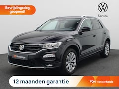 Volkswagen T-Roc - 1.5 TSI Style 150 PK DSG Trekhaak, Virtual cockpit, Achteruitrijcamera, Navigatie, Carplay