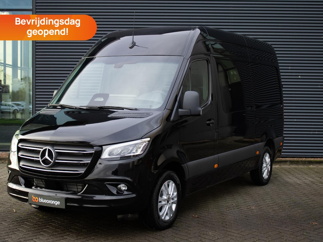 Mercedes-Benz Sprinter - 319 1.9 CDI L2H2 Pro 190 PK Automaat 3.500 kg trekgewicht, Distronic, LED koplampen, licht - AutoWereld.nl