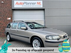 Volvo V70 - 2.4 Dealer Onderhouden 1e Eigenaar
