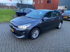 Kia Rio - DREAM TEAM