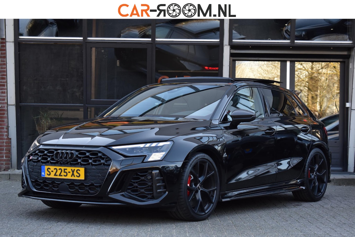 Audi RS3 - Sportback 2.5 TFSI RS3 quattro Urban Pano Lane Acc B&O Camera - AutoWereld.nl