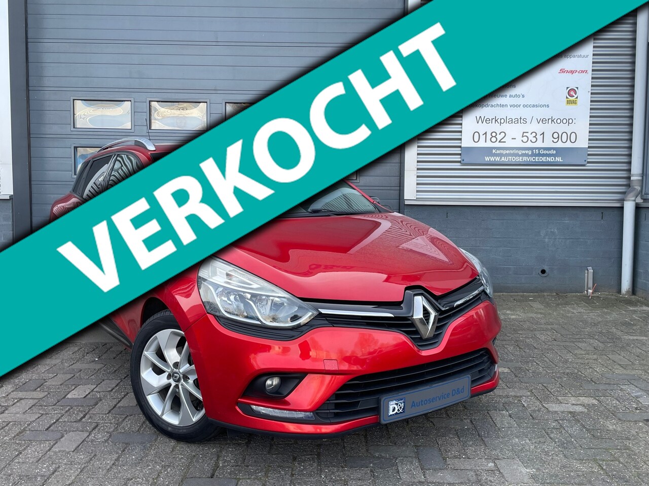 Renault Clio Estate - 0.9 TCe Limited |2017|Cruise|PDC|Trekhaak| - AutoWereld.nl