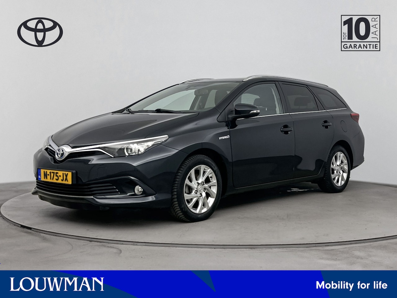 Toyota Auris Touring Sports - 1.8 Hybrid Dynamic Limited - AutoWereld.nl