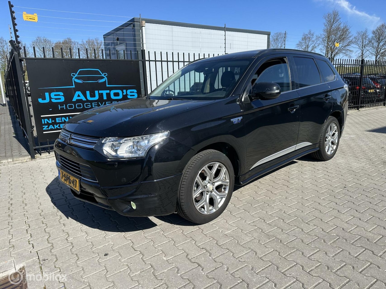 Mitsubishi Outlander - 2.0 PHEV instyle 2.0 PHEV Instyle+ - AutoWereld.nl