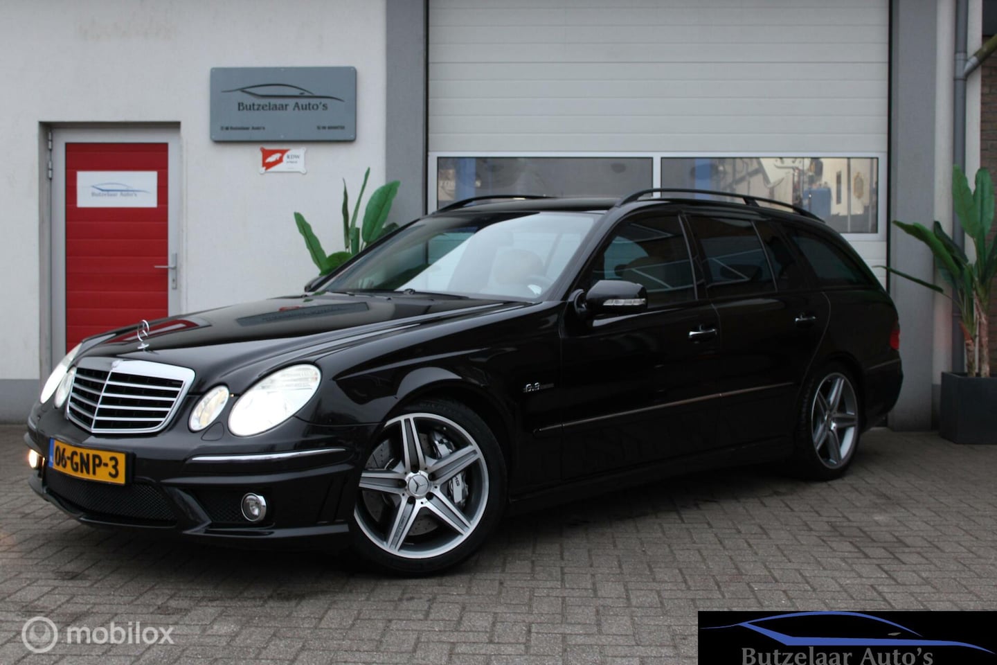 Mercedes-Benz E-klasse Estate - AMG 63 Nieuwstaat | Org. NL | Pano - AutoWereld.nl