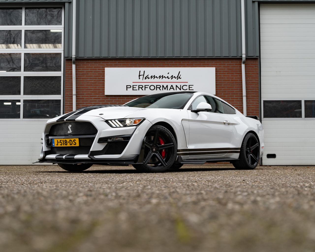 Ford Mustang - 5.0 V8 Boss 302 GT 5.0 Coyote V8 airride - AutoWereld.nl