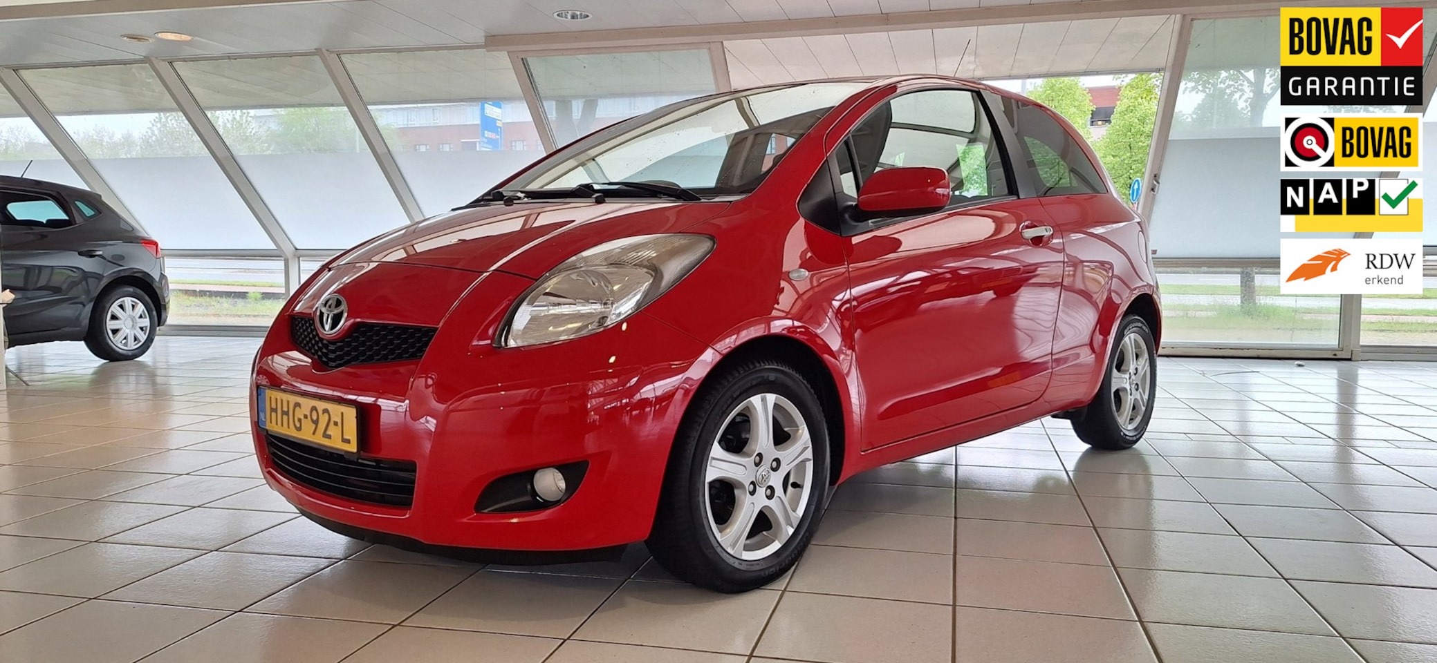 Toyota Yaris - 1.3 VVTi Aspiration met ECC/keyless/aux - AutoWereld.nl