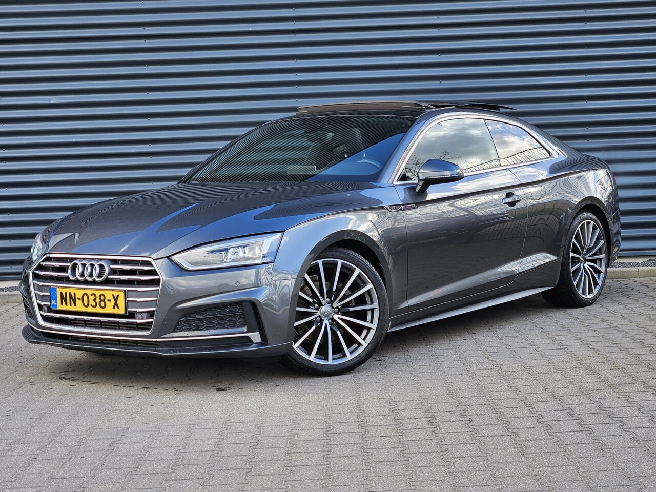 Audi A5 Coupé - 2.0 TFSI ultra Launch Edition 190pk 2 x S Line | Panodak | Bang & Olufsen | Virtual | Came - AutoWereld.nl