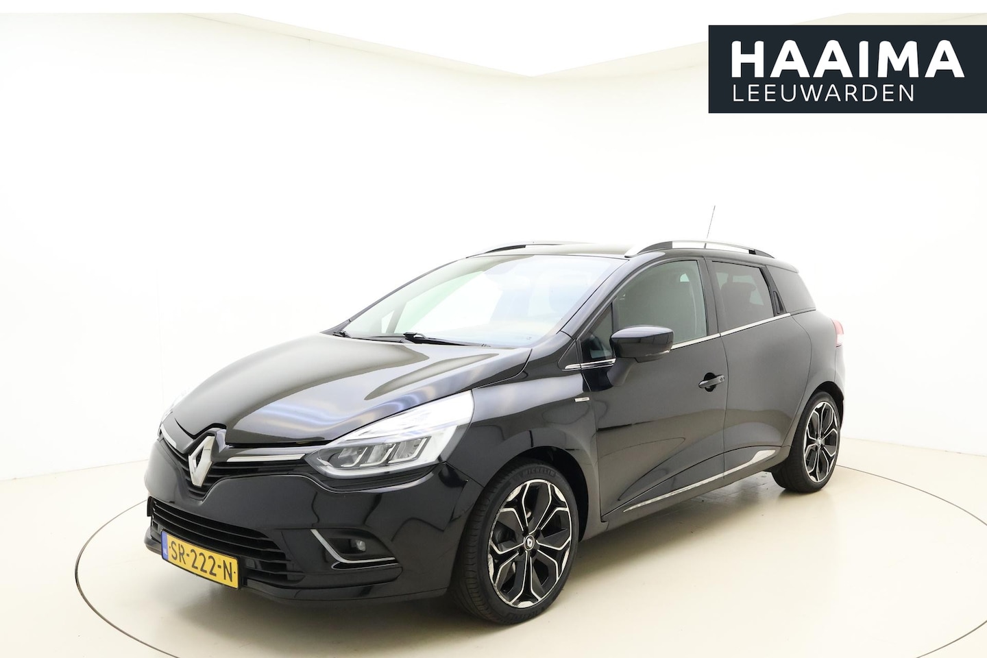 Renault Clio - 0.9 TCe Bose | Navigatie | Camera | Climate Control | Trekhaak | Lichtmetalen velgen | 100 - AutoWereld.nl