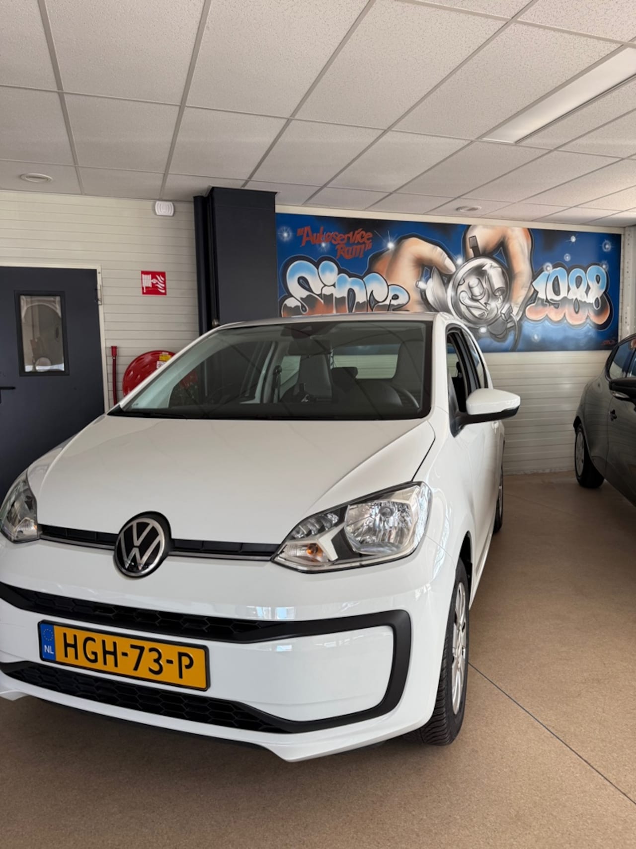 Volkswagen Up! - 1.0 1.0 - AutoWereld.nl