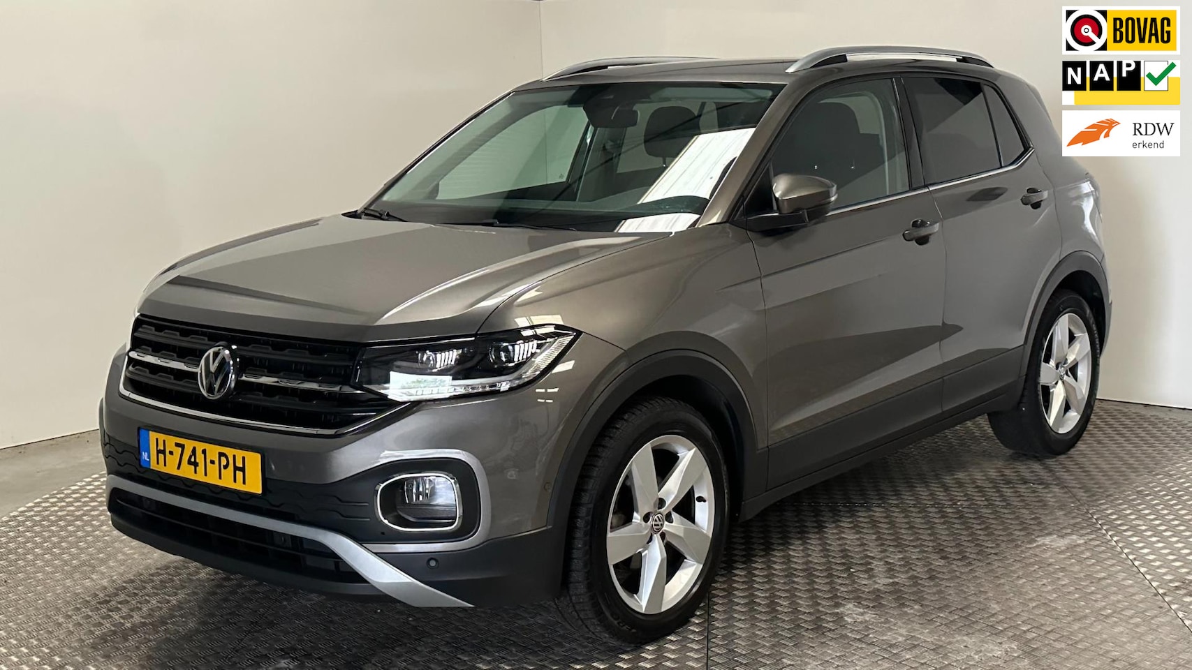 Volkswagen T-Cross - 1.0 TSI Style benzine automaat navigatie parkeersensoren ecc led carplay android - AutoWereld.nl