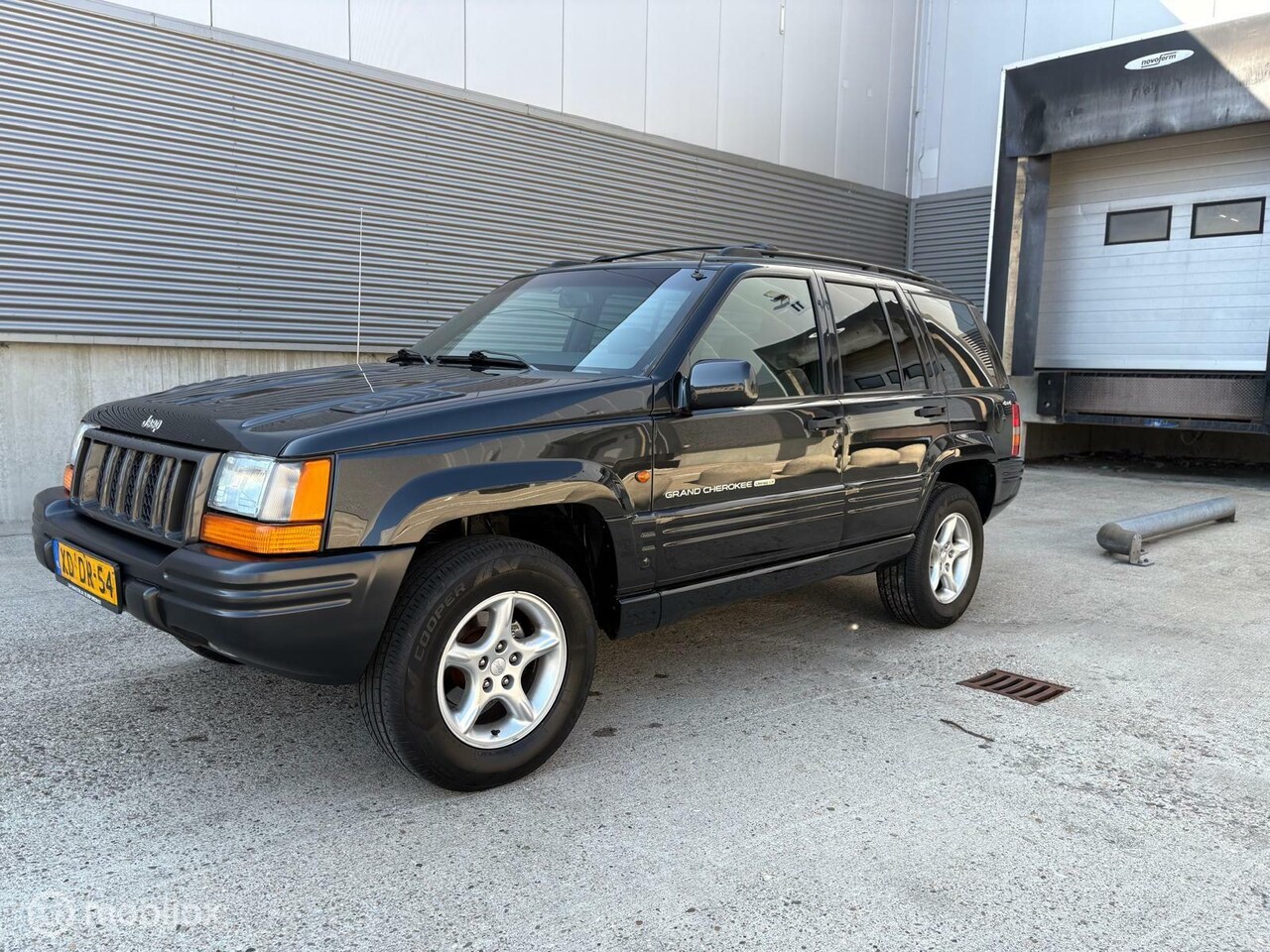 Jeep Grand Cherokee - Limited 5.9 LX | Route 66 auctions - AutoWereld.nl