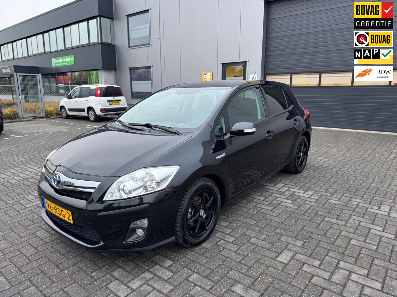Toyota Auris - 1.8 Full Hybrid Dynamic Business 1.8 Full Hybrid Dynamic Business - AutoWereld.nl