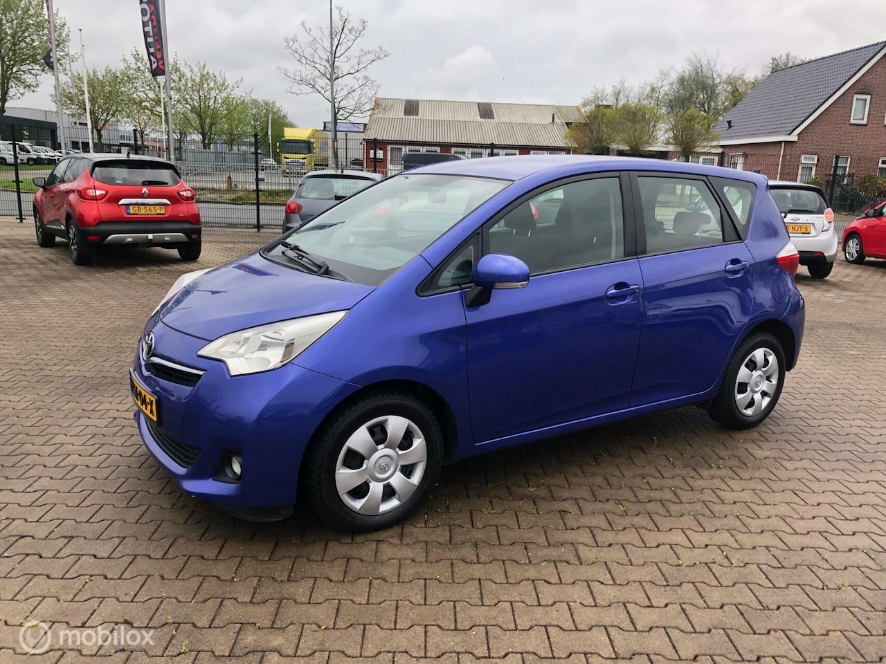 Toyota Verso S - 1.3 VVT-i Dynamic Airco Camera - AutoWereld.nl