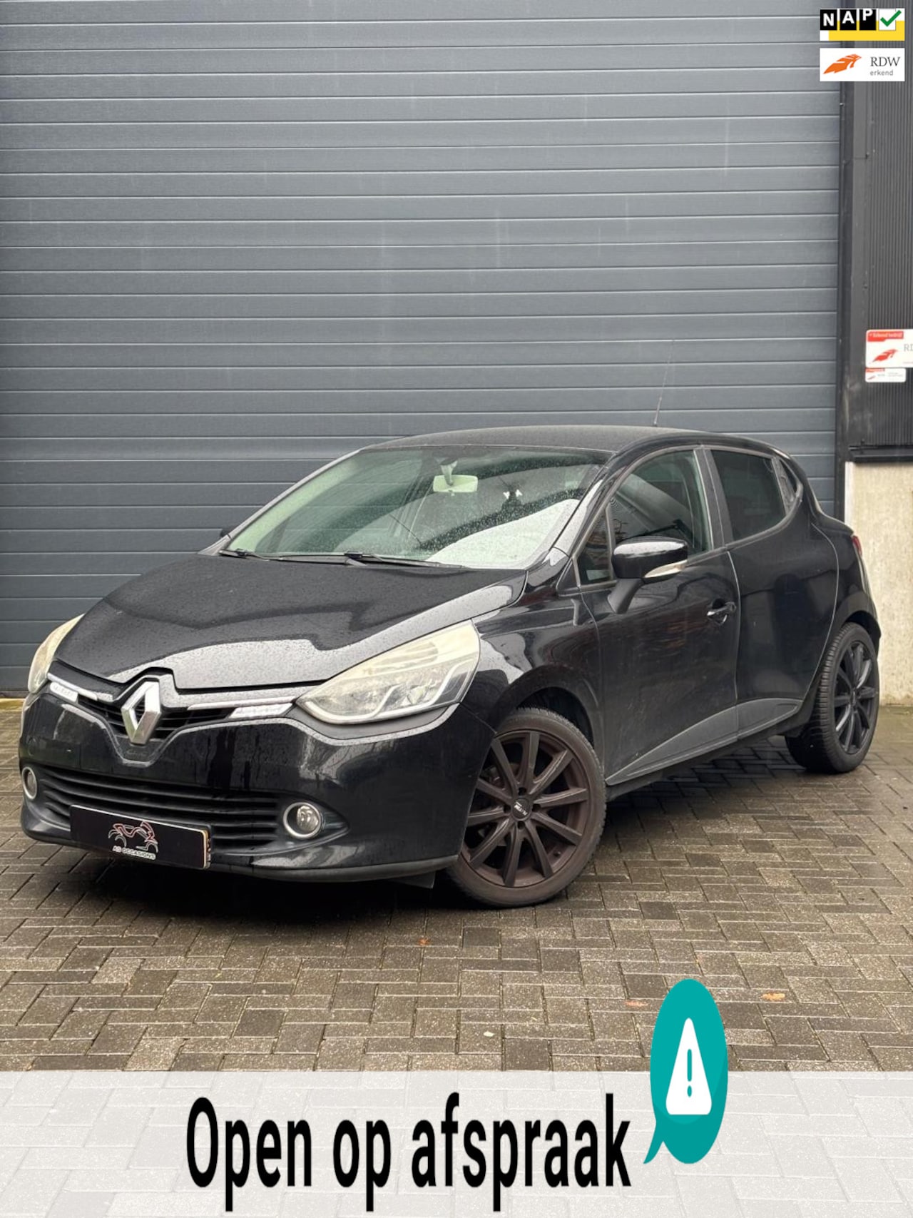 Renault Clio - 0.9 TCe Expression - Airco - BT - NAVI - AutoWereld.nl