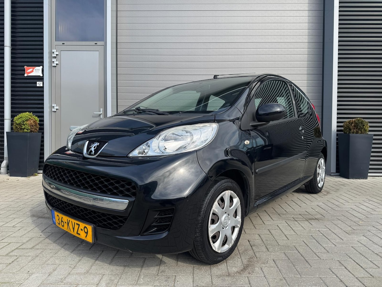 Peugeot 107 - 1.0-12V Sublime/NAP/APK/Airco - AutoWereld.nl