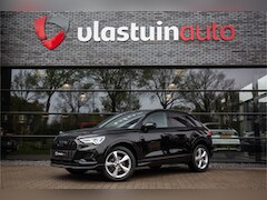 Audi Q3 - 35 TFSI Advanced edition Black edition , Adap. cruise, Stuur/stoelverwarming, Trekhaak,